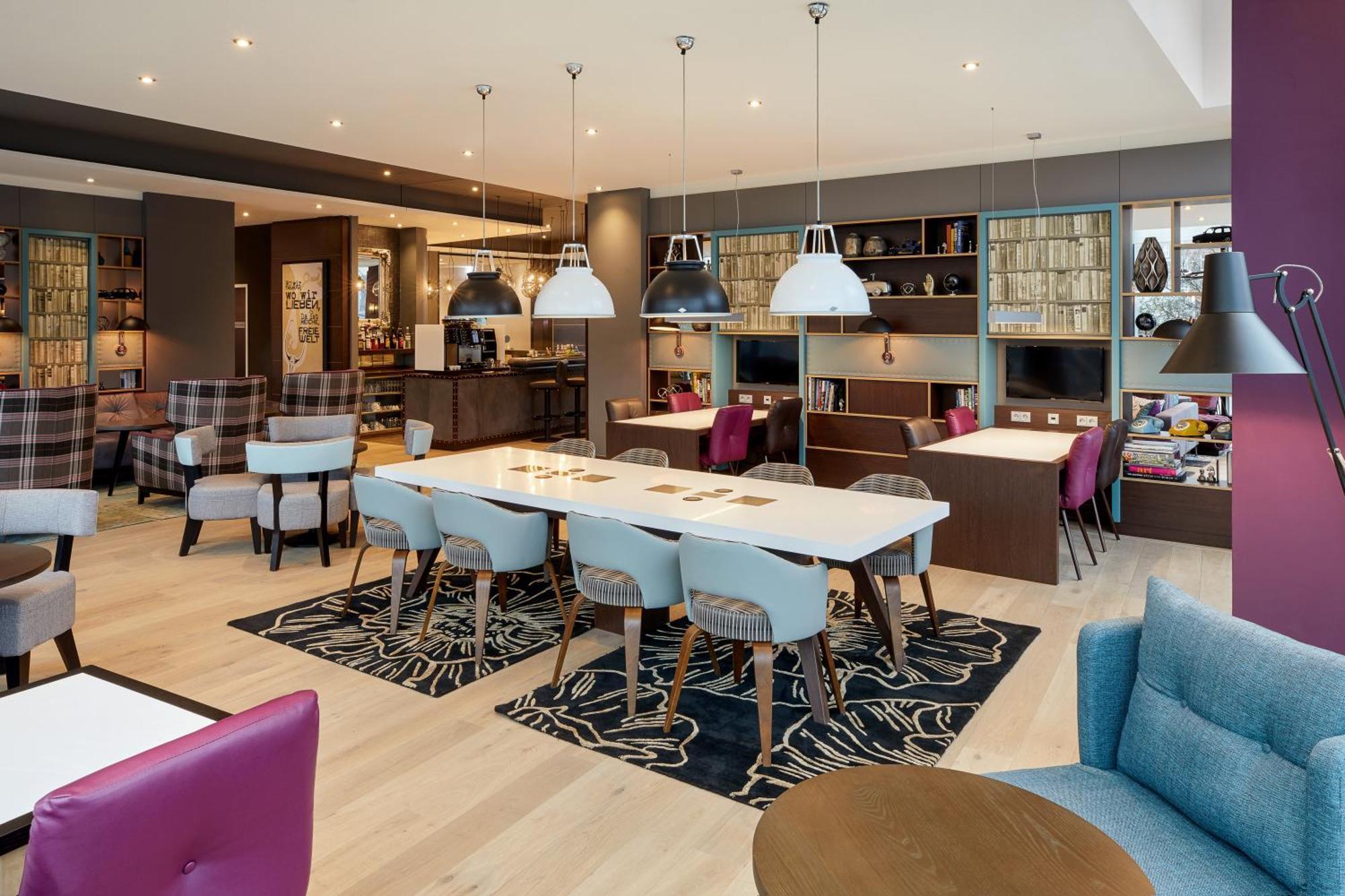 Premier Inn Hamburg City Zentrum Екстериор снимка
