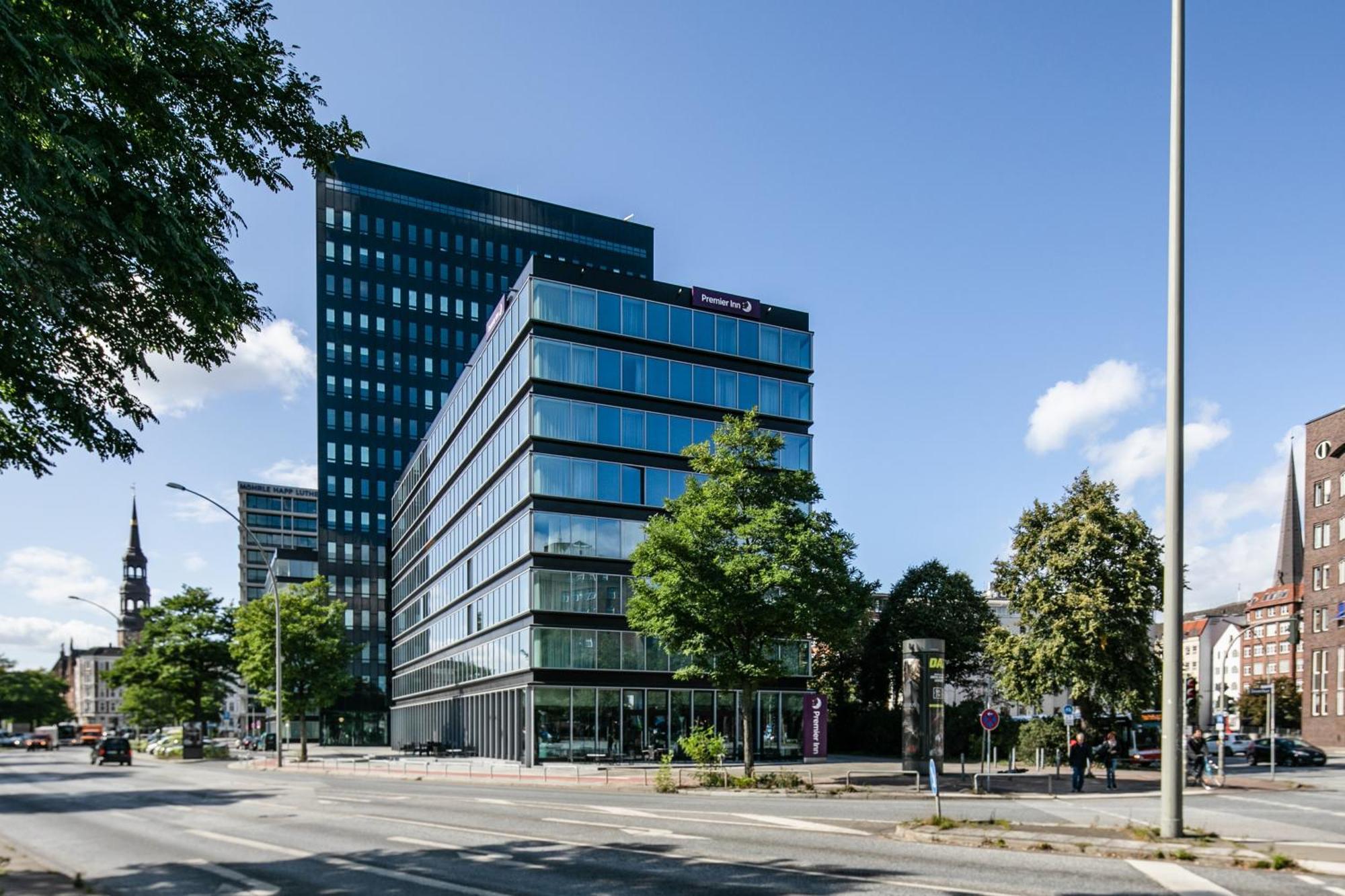 Premier Inn Hamburg City Zentrum Екстериор снимка